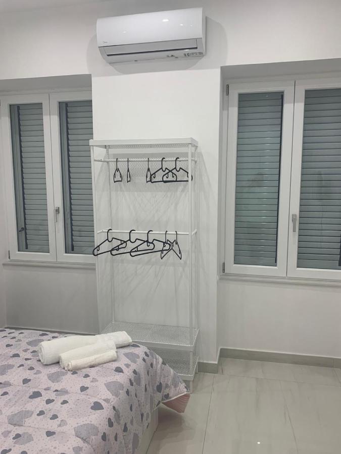 Vittoria Room Neapol Zewnętrze zdjęcie